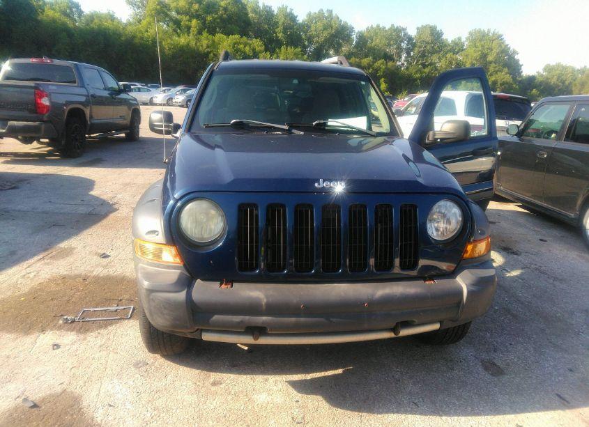 Photo 6 of 2005 Jeep Liberty RENEGADE (VIN 1J4GL38K95W565696)
