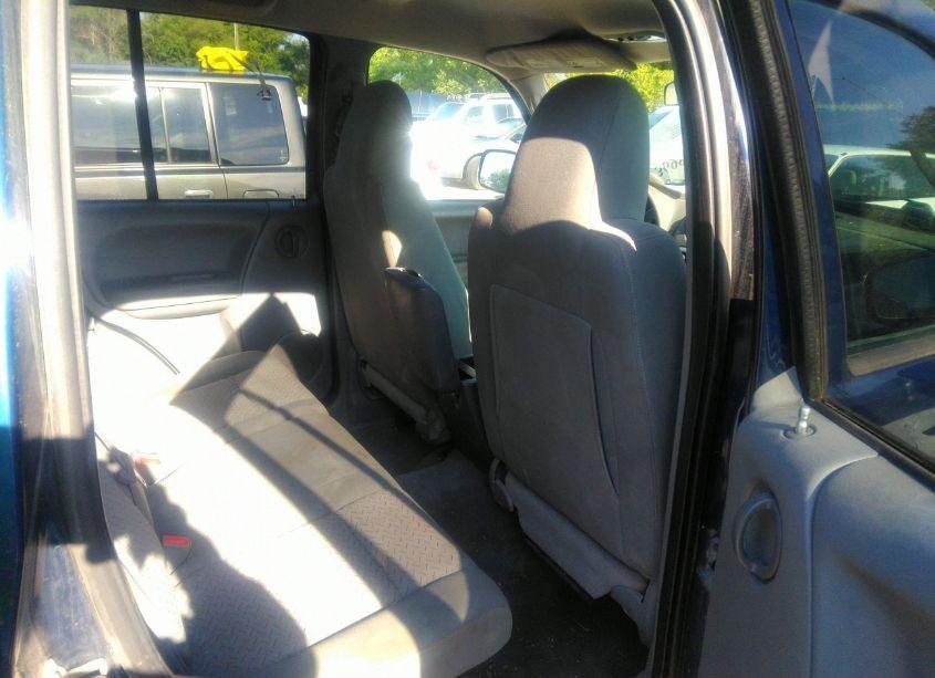 Photo 8 of 2005 Jeep Liberty RENEGADE (VIN 1J4GL38K95W565696)