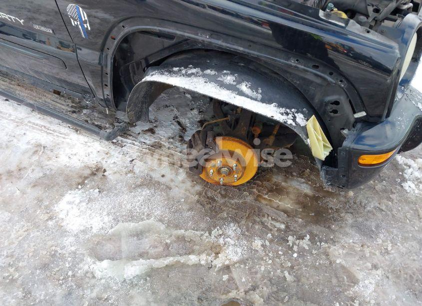 Photo 6 of 2003 Jeep Liberty RENEGADE (VIN 1J4GL38KX3W642606)