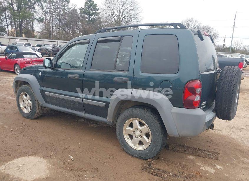 Photo 3 of 2005 Jeep Liberty SPORT (VIN 1J4GL48525W655627)