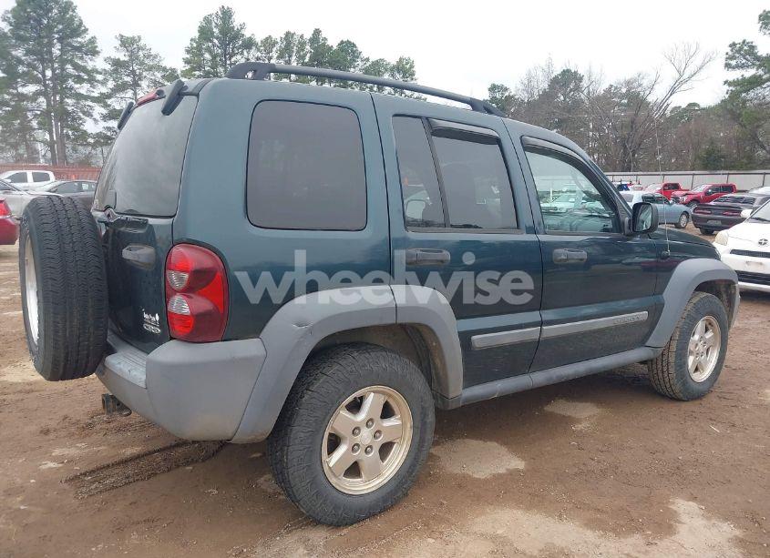 Photo 4 of 2005 Jeep Liberty SPORT (VIN 1J4GL48525W655627)