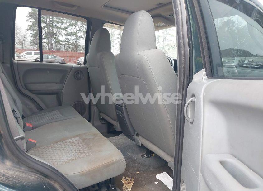 Photo 8 of 2005 Jeep Liberty SPORT (VIN 1J4GL48525W655627)