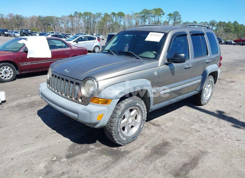 Photo 2 of 2006 Jeep Liberty SPORT (VIN 1J4GL48556W104853)