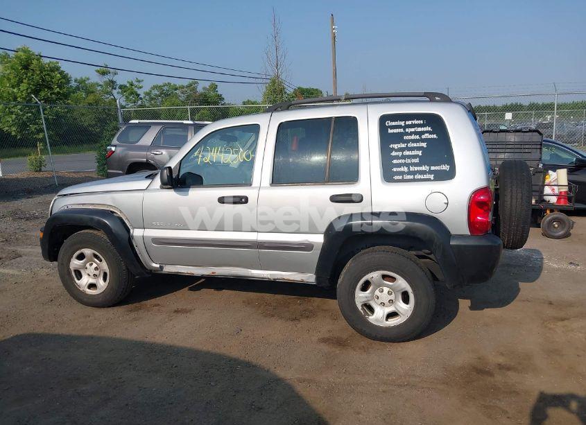Photo 14 of 2002 Jeep Liberty SPORT (VIN 1J4GL48K02W297963)