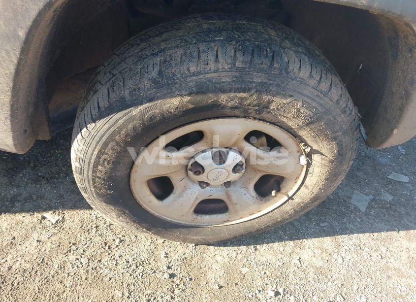 Photo 11 of 2004 Jeep Liberty SPORT (VIN 1J4GL48K04W121983)