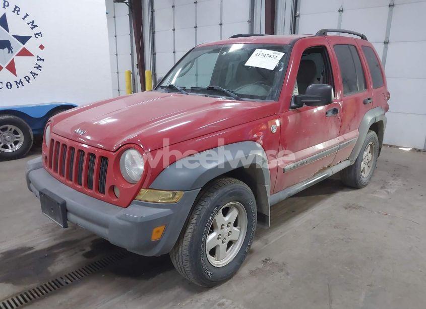 Photo 2 of 2005 Jeep Liberty SPORT (VIN 1J4GL48K05W554186)