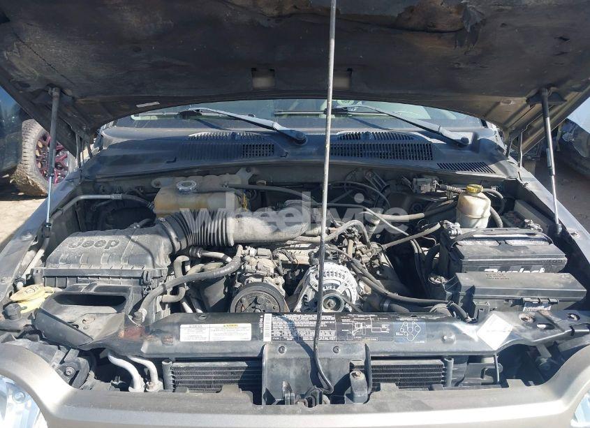 Photo 10 of 2005 Jeep Liberty SPORT (VIN 1J4GL48K05W615696)