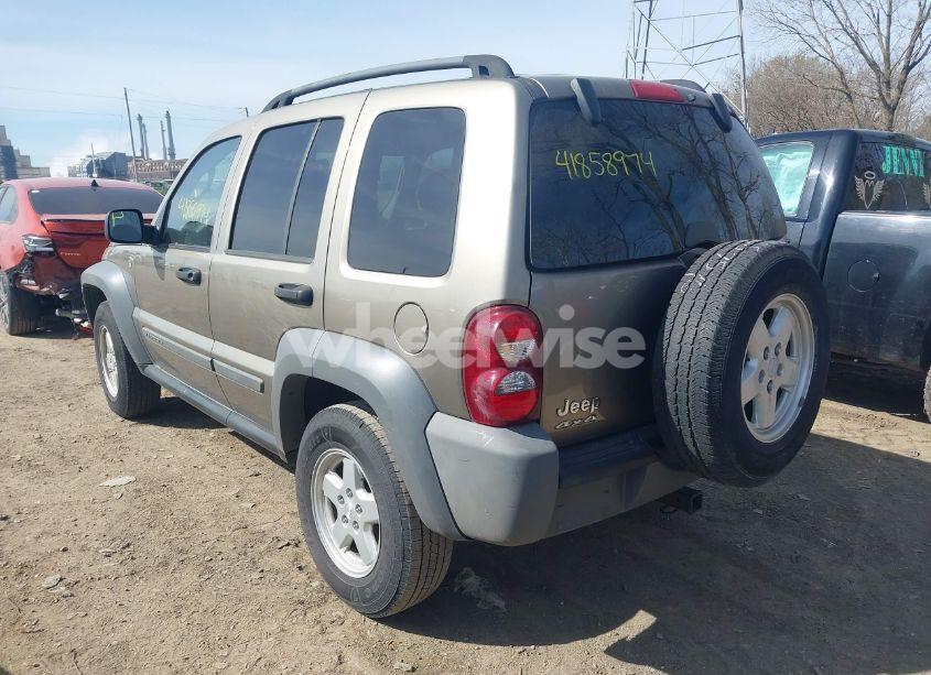 Photo 3 of 2005 Jeep Liberty SPORT (VIN 1J4GL48K05W615696)