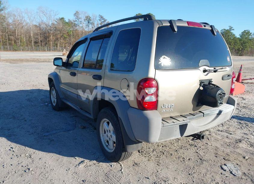 Photo 3 of 2005 Jeep Liberty SPORT (VIN 1J4GL48K05W697963)