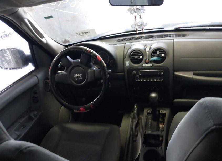 Photo 5 of 2005 Jeep Liberty SPORT (VIN 1J4GL48K05W701395)