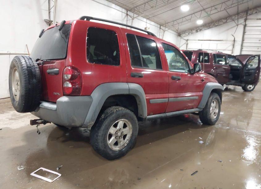 Photo 4 of 2005 Jeep Liberty SPORT (VIN 1J4GL48K05W712204)