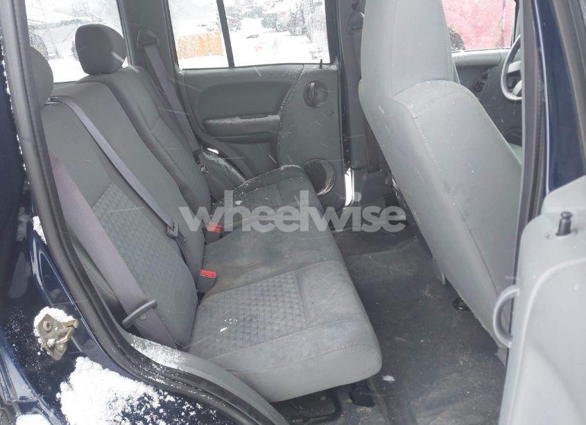 Photo 8 of 2006 Jeep Liberty SPORT (VIN 1J4GL48K06W242323)