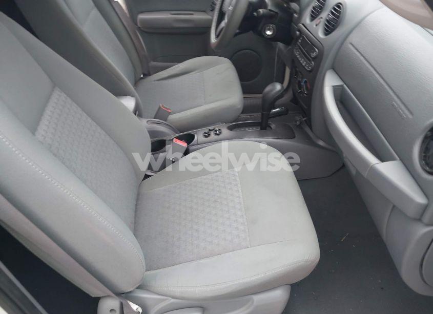 Photo 5 of 2007 Jeep Liberty SPORT (VIN 1J4GL48K07W652430)