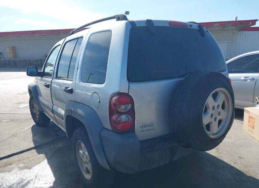Photo 3 of 2007 Jeep Liberty SPORT (VIN 1J4GL48K07W675965)