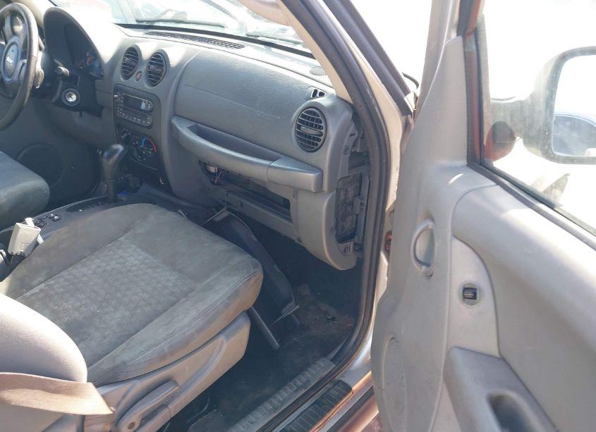 Photo 5 of 2007 Jeep Liberty SPORT (VIN 1J4GL48K07W675965)