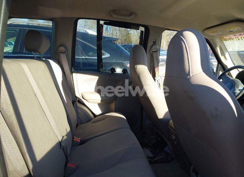 Photo 8 of 2002 Jeep Liberty SPORT (VIN 1J4GL48K12W297423)