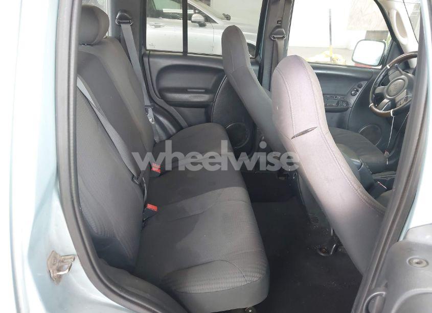 Photo 8 of 2003 Jeep Liberty SPORT (VIN 1J4GL48K13W541394)