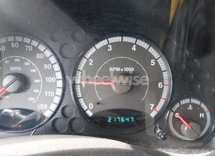 Photo 15 of 2005 Jeep Liberty SPORT (VIN 1J4GL48K15W576469)