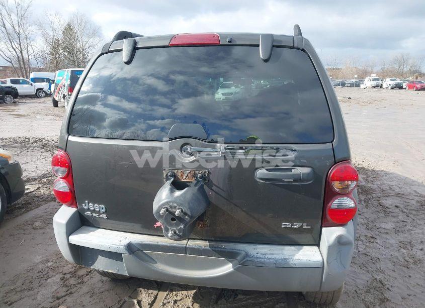 Photo 16 of 2005 Jeep Liberty SPORT (VIN 1J4GL48K15W576469)