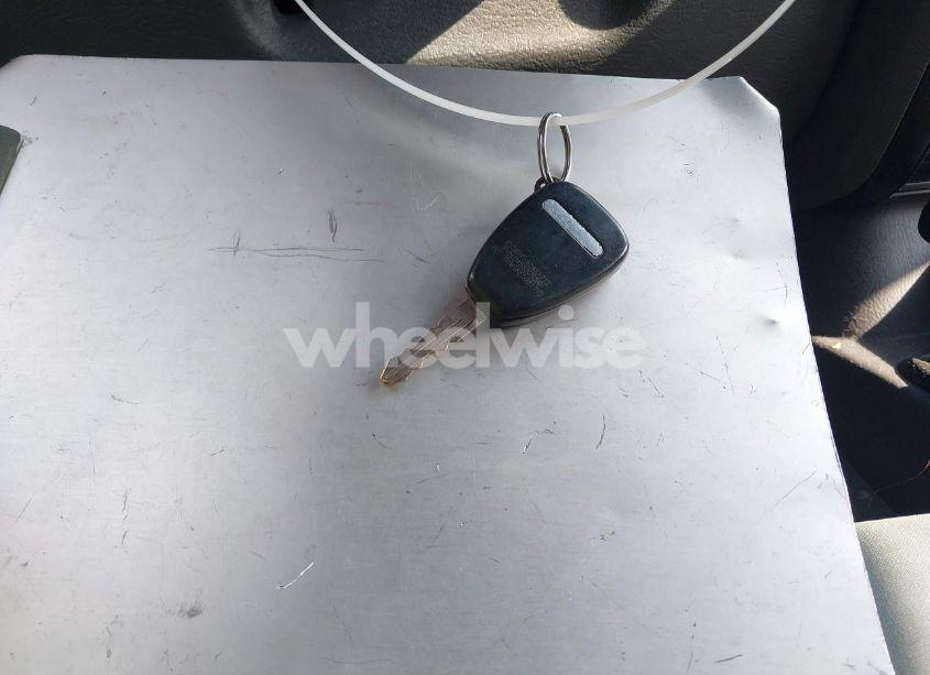 Photo 11 of 2005 Jeep Liberty SPORT (VIN 1J4GL48K15W716195)