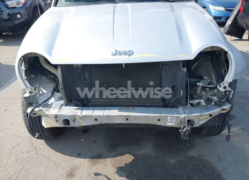 Photo 6 of 2005 Jeep Liberty SPORT (VIN 1J4GL48K15W716195)