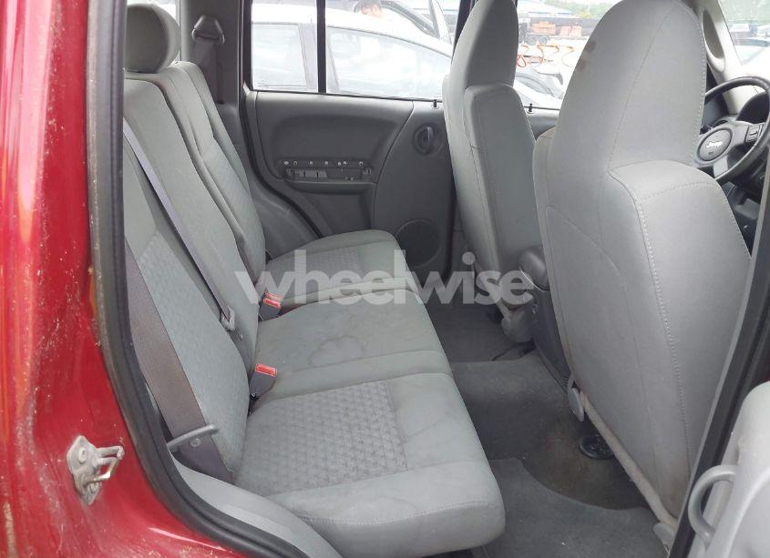 Photo 8 of 2007 Jeep Liberty SPORT (VIN 1J4GL48K17W524018)