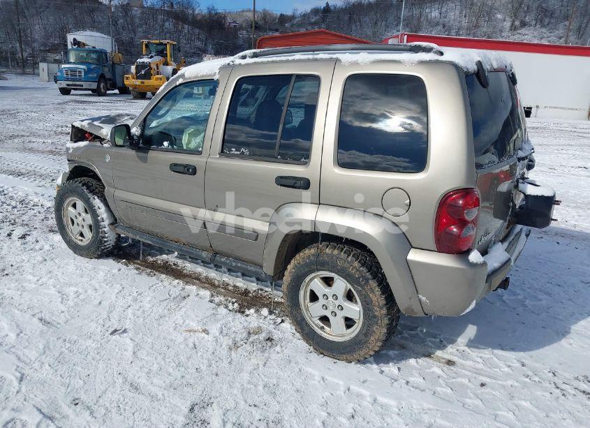 Photo 3 of 2007 Jeep Liberty SPORT (VIN 1J4GL48K17W659404)