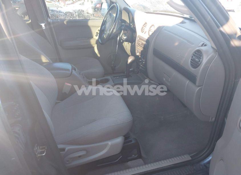 Photo 5 of 2002 Jeep Liberty SPORT (VIN 1J4GL48K22W302399)