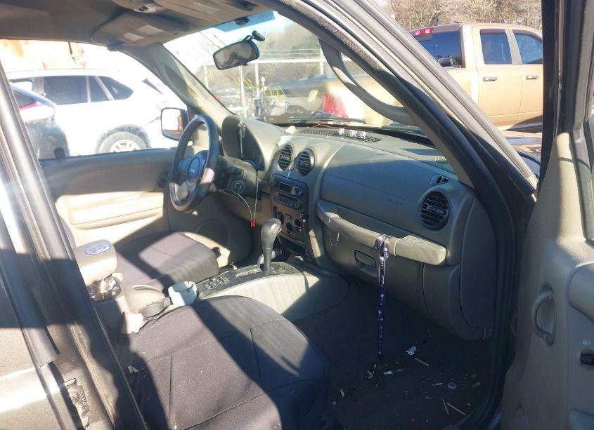 Photo 5 of 2006 Jeep Liberty SPORT (VIN 1J4GL48K26W223420)