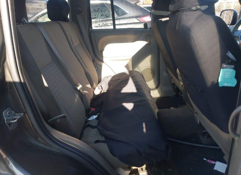 Photo 8 of 2006 Jeep Liberty SPORT (VIN 1J4GL48K26W223420)