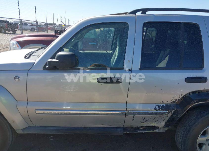 Photo 15 of 2006 Jeep Liberty SPORT (VIN 1J4GL48K26W291460)