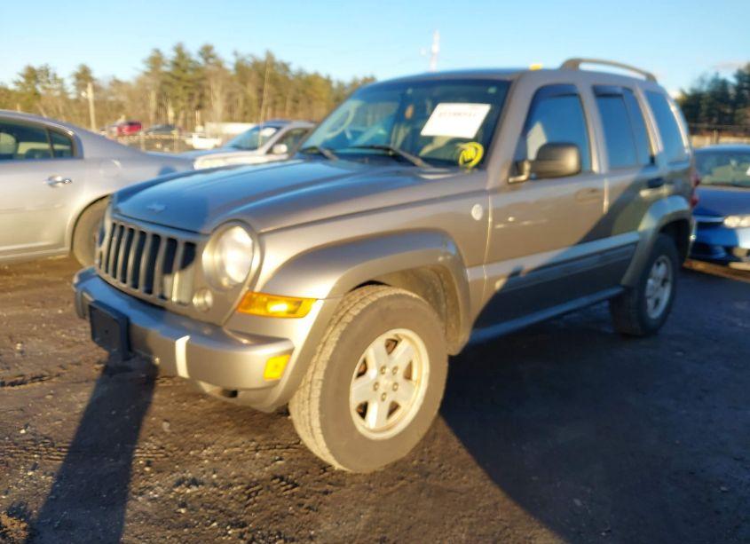 Photo 2 of 2007 Jeep Liberty SPORT (VIN 1J4GL48K27W710182)