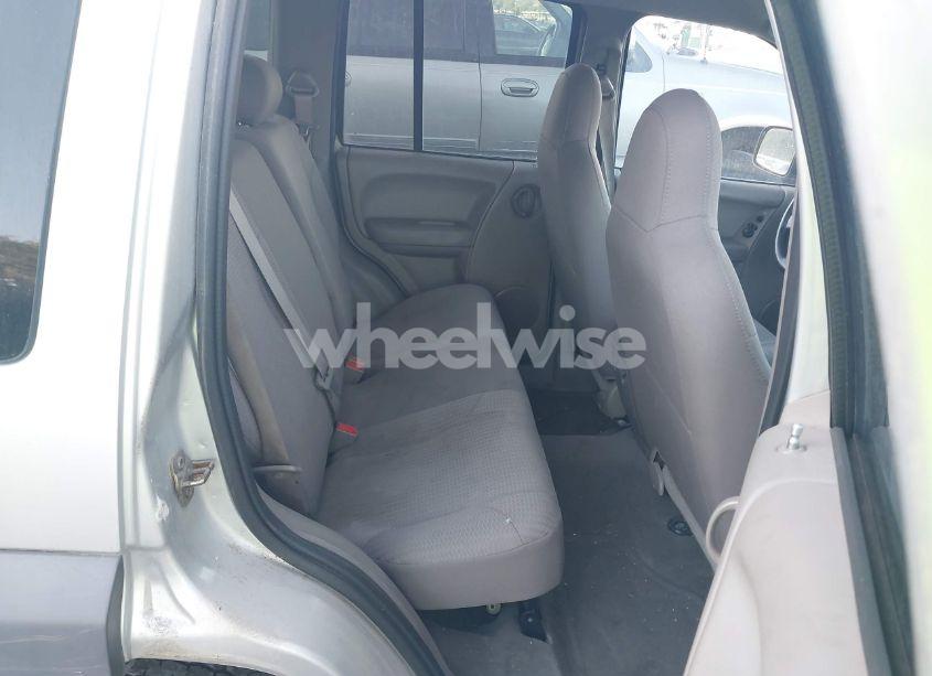 Photo 8 of 2003 Jeep Liberty SPORT (VIN 1J4GL48K33W594064)