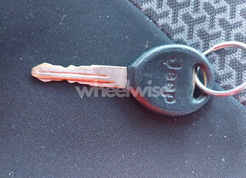 Photo 11 of 2003 Jeep Liberty SPORT (VIN 1J4GL48K33W729642)