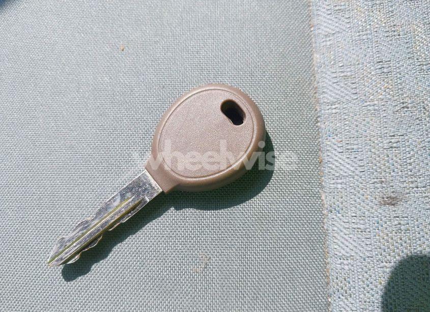 Photo 11 of 2005 Jeep Liberty SPORT (VIN 1J4GL48K35W508884)