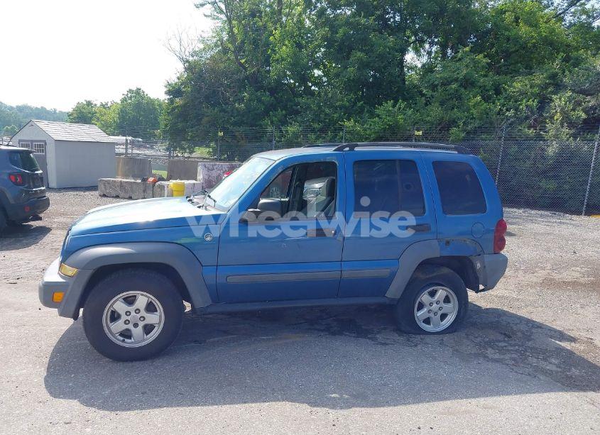 Photo 6 of 2005 Jeep Liberty SPORT (VIN 1J4GL48K35W508884)