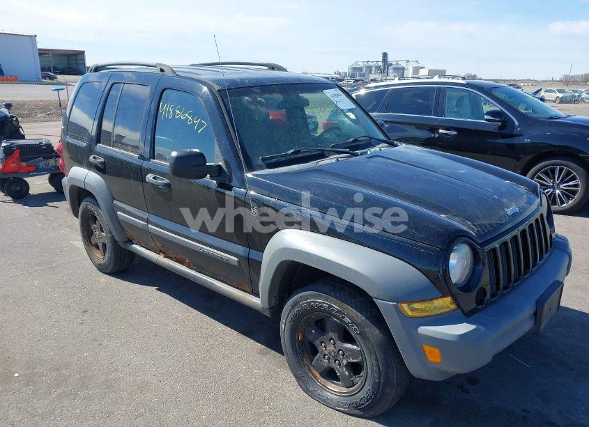 2005 Jeep Liberty SPORT (VIN 1J4GL48K35W599784) main photo