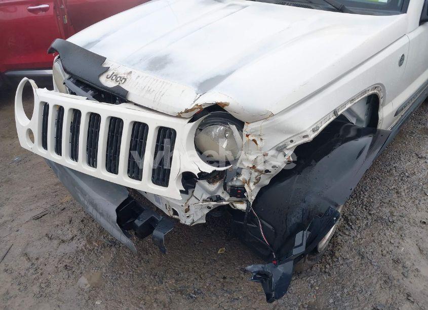 Photo 6 of 2006 Jeep Liberty SPORT (VIN 1J4GL48K36W144306)