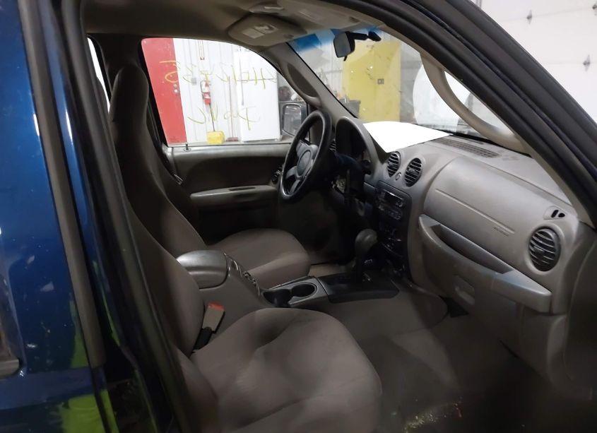 Photo 5 of 2004 Jeep Liberty SPORT (VIN 1J4GL48K44W105589)