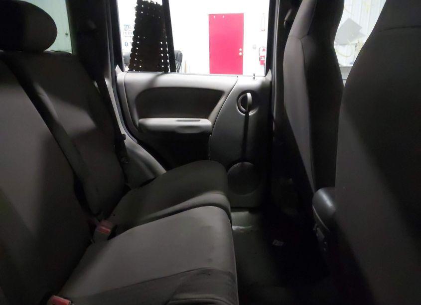 Photo 8 of 2004 Jeep Liberty SPORT (VIN 1J4GL48K44W105589)