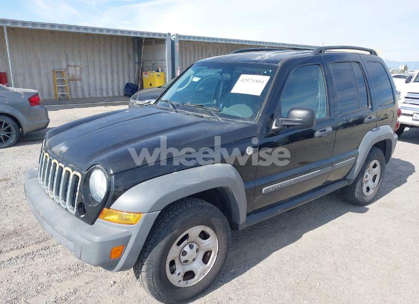 Photo 2 of 2005 Jeep Liberty SPORT (VIN 1J4GL48K45W544101)