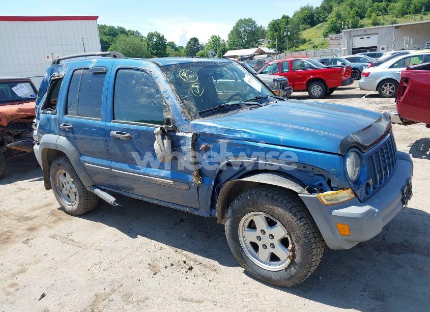 2005 Jeep Liberty SPORT (VIN 1J4GL48K45W615166) main photo