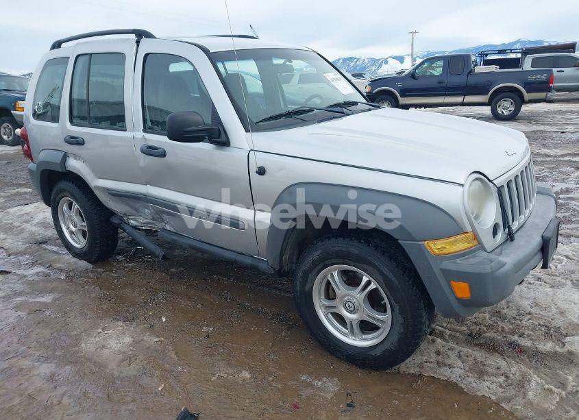 2005 Jeep Liberty SPORT (VIN 1J4GL48K45W621923) main photo