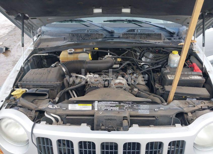 Photo 10 of 2005 Jeep Liberty SPORT (VIN 1J4GL48K45W621923)