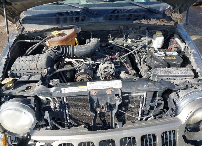 Photo 10 of 2007 Jeep Liberty SPORT (VIN 1J4GL48K47W573309)