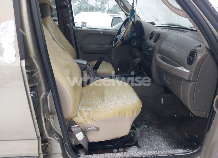 Photo 5 of 2004 Jeep Liberty SPORT (VIN 1J4GL48K54W151416)