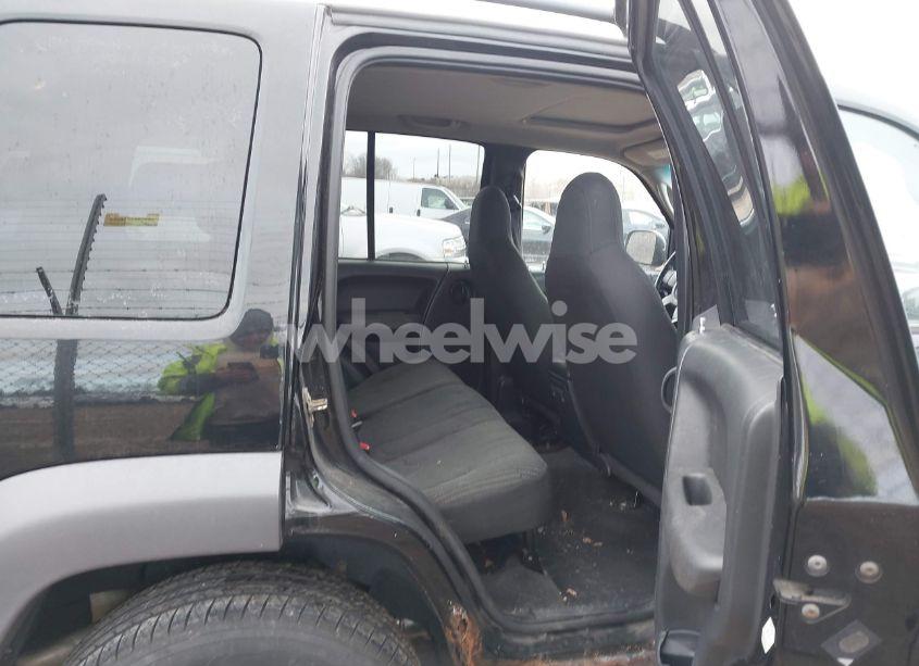 Photo 8 of 2004 Jeep Liberty SPORT (VIN 1J4GL48K54W232612)