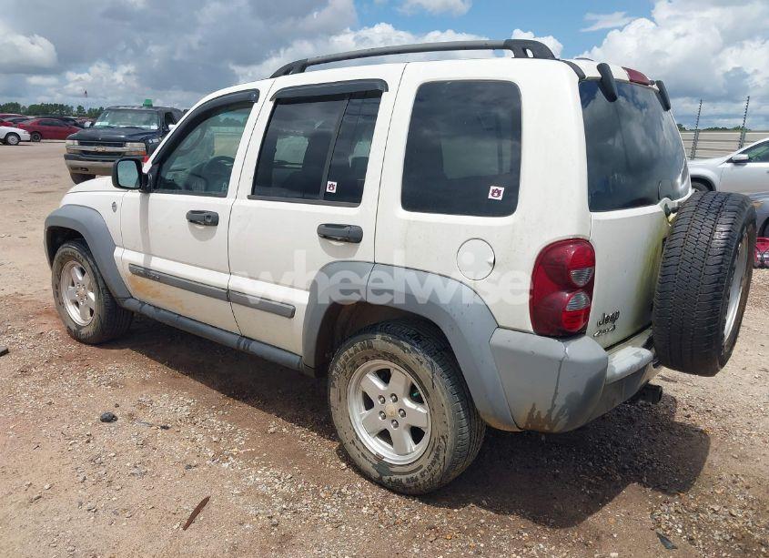 Photo 3 of 2005 Jeep Liberty SPORT (VIN 1J4GL48K55W716474)
