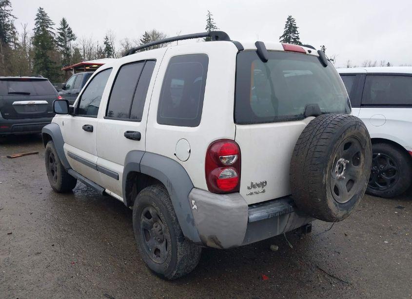 Photo 3 of 2006 Jeep Liberty SPORT (VIN 1J4GL48K56W152116)