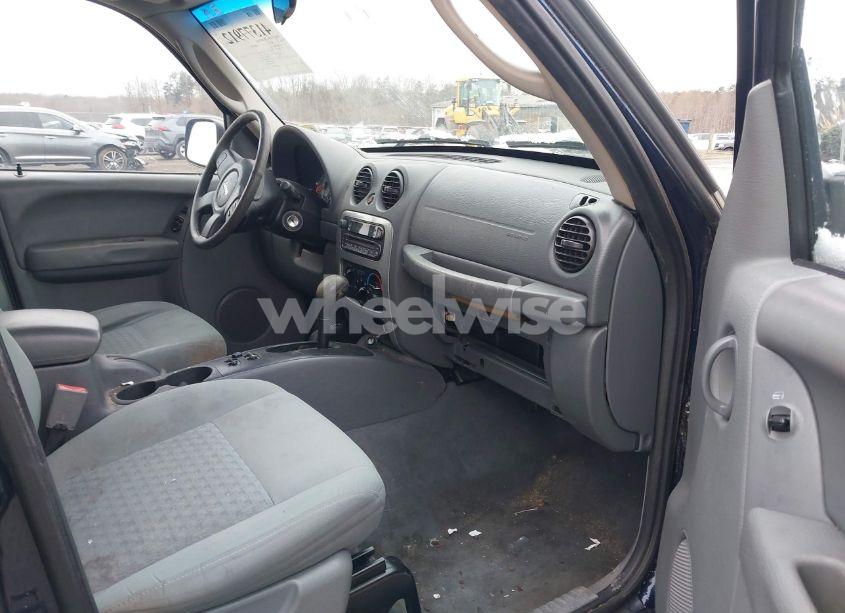 Photo 5 of 2006 Jeep Liberty SPORT (VIN 1J4GL48K56W211357)